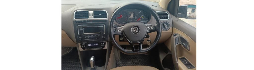 VW	Vento 2153