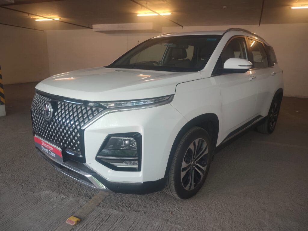 2023 MG Hector Plus Sharp Pro Petrol Automatic